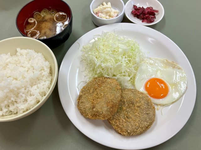 北上コロッケ定食/北上金ヶ崎PA【下り】