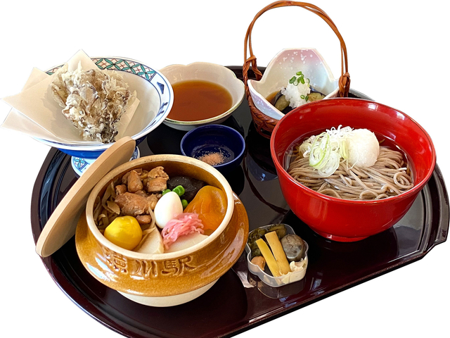 峠の釜めしとかけそばと舞茸天ぷら御膳/横川SA【上り】