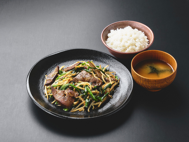 レバニラ定食/中井PA【下り】
