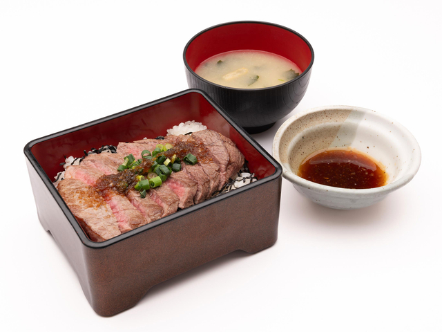 甲州ワインビーフステーキ重/双葉SA【下り】