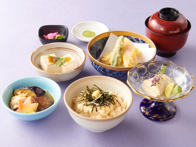湯葉豆腐御膳(比叡ゆば使用)/大津SA【上り】