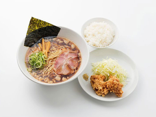 尾道ラーメン塩レモン唐揚げごはんセット/福山SA【上り】